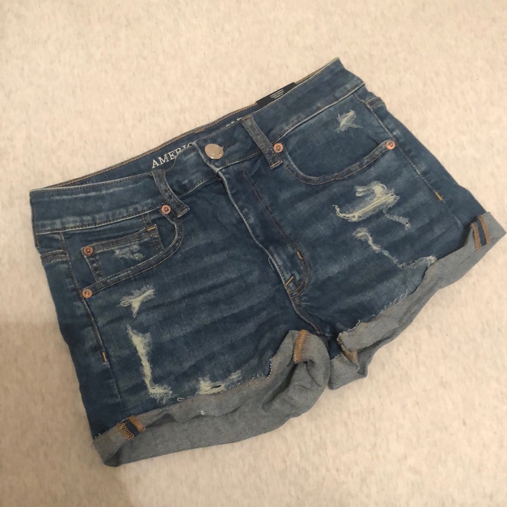 NWT American Eagle Super Stretch Distressed High Rise Denim Shorts Size 6